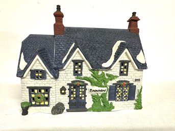 Department 56, Dickens Village Series, Oliver Twist Brownlow House