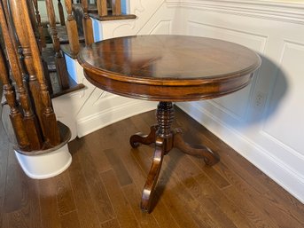 Drum Table With Tri Legs