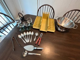 Kitchen Lot, Straner, Ice Trays, Anchor Hocking Glassware