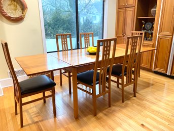 Denmark Breakfast /Dining Table With 8 Chairs Extends 4- 8