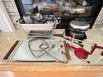 Kitchen Lot, Apple Corer, Rotisserie, Waffle Maker, Hot Plate