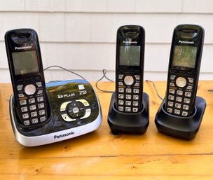 Set Of (3) Panasonic 6.0 Plus Cordless Phones And Charging Bases