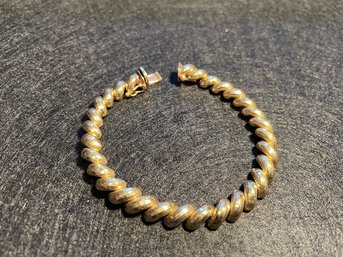 10K Gold Bracelet  7.5 Inches Long