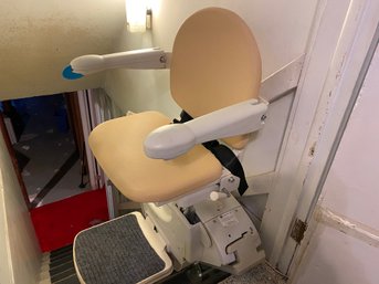 Handi Care Chair Lift