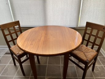 Small Round Kitchen Table With 2 Chairs