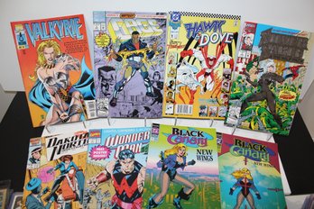 12 Comic Marvel/DC Comic Group With Multiple #1s - Cage 1992 - Valkyrie 1997 - Silver Sable And The Wild 1992