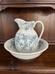 Vintage Victorian Pitcher And Basin