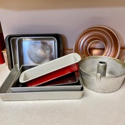 Cake Pans (9): 2 Bundt Pans And Square And Rectangle Pans