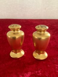 Gold Toned Painted Shaker Set