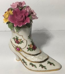 Royal Albert Old Country Roses Victorian Musical Shoe