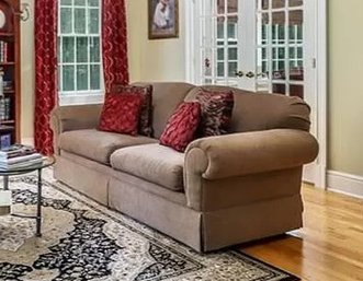 Elegant ROWE Sofa