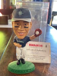 1998 Headliners Limited Edition Sculpture Of Alex Rodriguez    Limited Edition Of 12,500