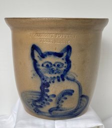 Cat Motif Beaumont Pottery York, Maine Stoneware Crock Marked J B 1983 (jerry Beaumont)