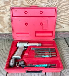 Vintage Snap-on PH50D Air Hammer Chisel Set With Case