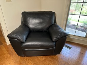 A Black Leather Natuzzi Chair