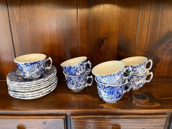 Vintage Chintzware Tea Cups & Saucers