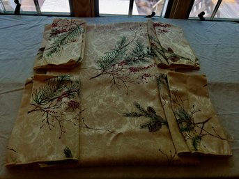 Holiday Tablecloth And Napkins