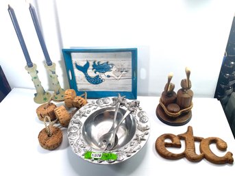 Mariposa Recycled Aluminum Serving Salad Bowl And Utensils . Seashore Themed Decor . Table Card Marker Stand