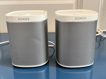 Pair Of Sonos Play 1 Compact Speakers