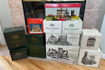 Large Lot Of Heritage Village Collection/ Dickens Village Series