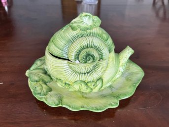 Ceramic Snail Bowl With Leaf Plate