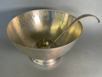 Everlast Forged Tin Punch Bowl