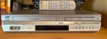 DVD VCR Combo JVC HR-XVC33U With Remote Works Great