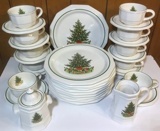 Vintage Stoneware, Service For 10, Christmas Tree