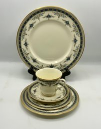 Gorgeous Set Of Minton China Service For 8 Minus One Bread Plate ~ Grasmere Blue ~ 5 Pc Place Setting