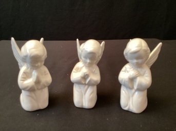 Set Of 3 Vintage White Ceramic Praying Angels 2801