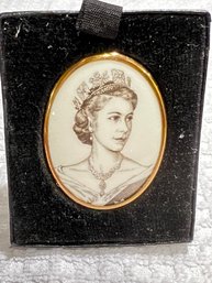 Queen Elizabeth Pin, On Wedgwood,