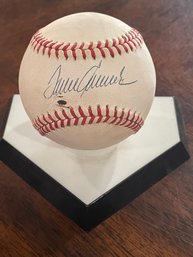 Official National League Rawlings Signed Baseball   Autograph Is Un-identified