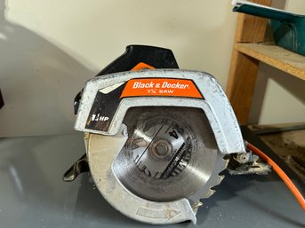 Black & Decker 7' Circular Saw