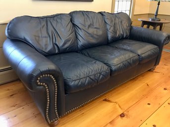 Stunning FLEXSTEELE Leather Couch With Nailhead Trim