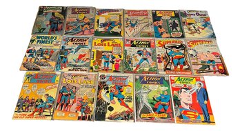 Lot Of 17 Superman Comic Books