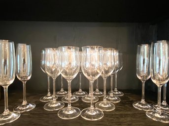 Marquis By Waterford 17 Piece Group White Wine & Champagne Glasses