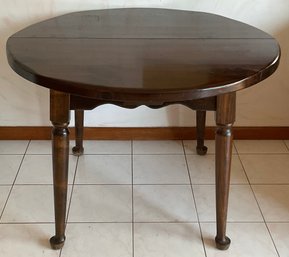 Vintage Dark Pine Round Dining Table