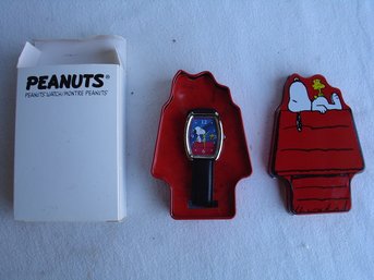 PEANUTS Watch In Case