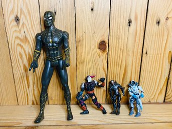 4 Action Figures