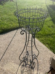 Wrought Iron 34' Deep Basket Plant Stand- Outdoor Patio Decor Metal Flower Basket Container