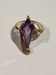 14 Kt Yellow Gold With Amethyst Stone