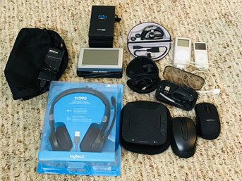 Large Lot Of Headphones And Electronic Devices!