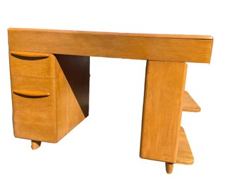 Heywood-Wakefield Mid-century Style Kneehole Desk