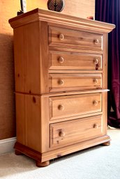 Broyhill Gentleman's Chest