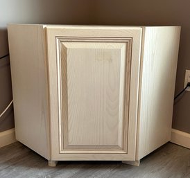 Contemporary Cream Lacquered Low Corner Cabinet