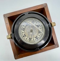 Vintage Ships Compass Gimballed With Wood Storage Box From Baker Compass Marked 5229 - Note Crack In Glass