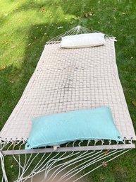 Hatteras Canvas Hammock With 2 Pillows