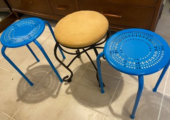 2 Metal Outdoor Tables/plant Stands And Velour Stool