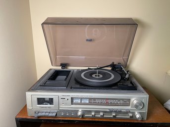 A Vintage Realistic Music System