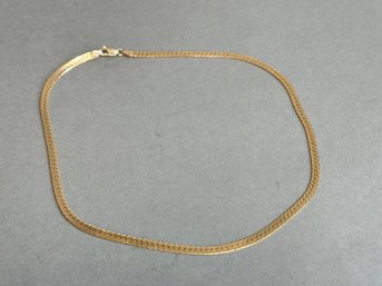 A 14k Gold Herringbone Pattern Necklace